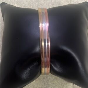 Metal Bracelet Colours are gold silver rose